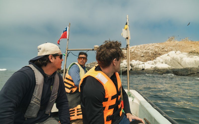 Boat approaching the protected Cachagua Island with a local skipper